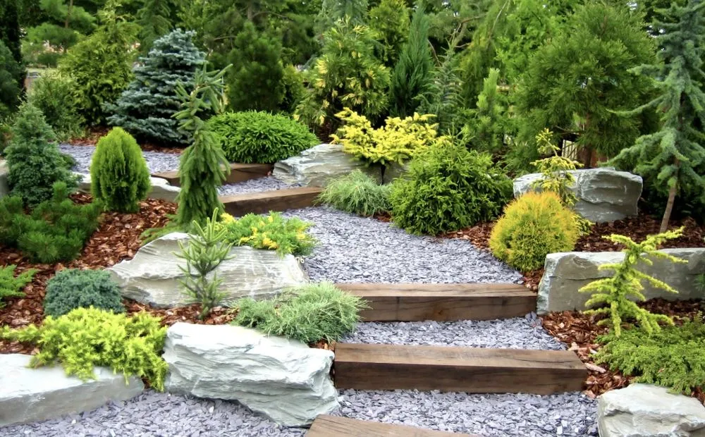 Reliable lawn mowing service in Bedford, IN by Cutting Edge Lawn And Home