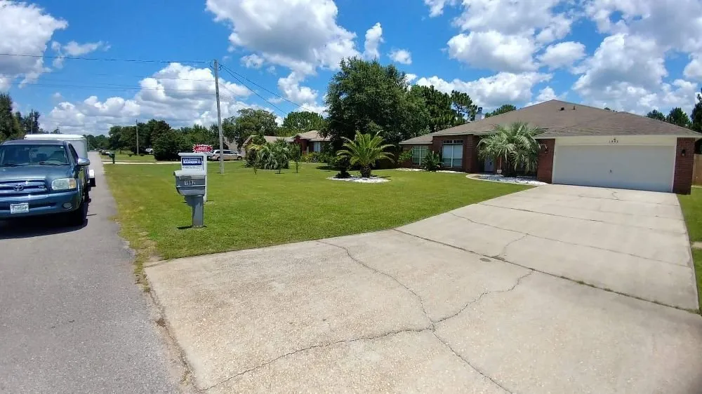 Professional yard maintenance for year-round maintenance across Pensacola, FL - Cutting Edge Lawn Care - Pensacola