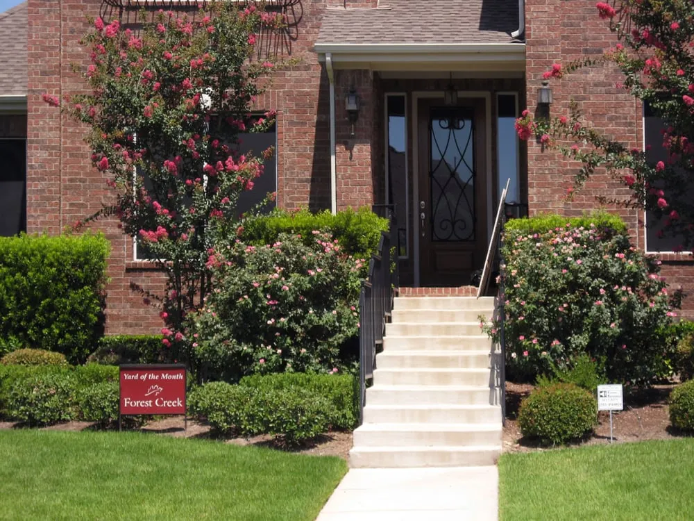 Reliable yard maintenance in Austin, TX by Cutting Edge Lawn Care