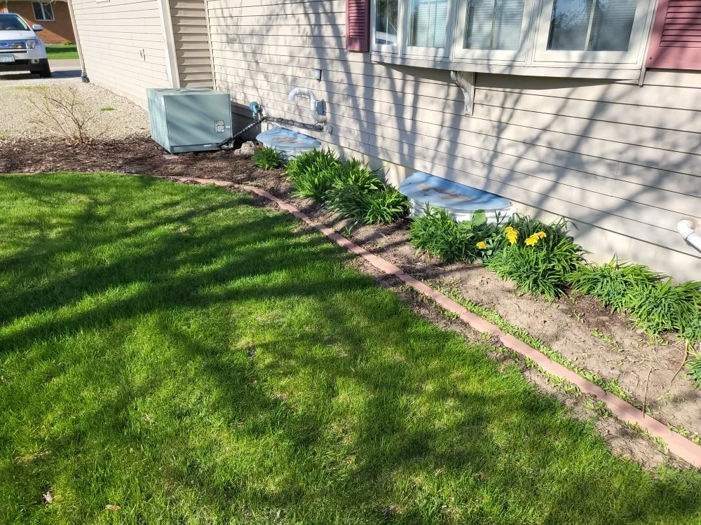 Reliable garden landscaping in Hedrick, IA - Cutting Edge Lawn Care