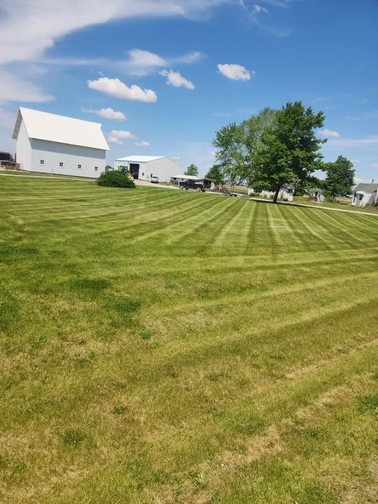Reliable residential landscaping experts serving Hedrick, IA - Cutting Edge Lawn Care