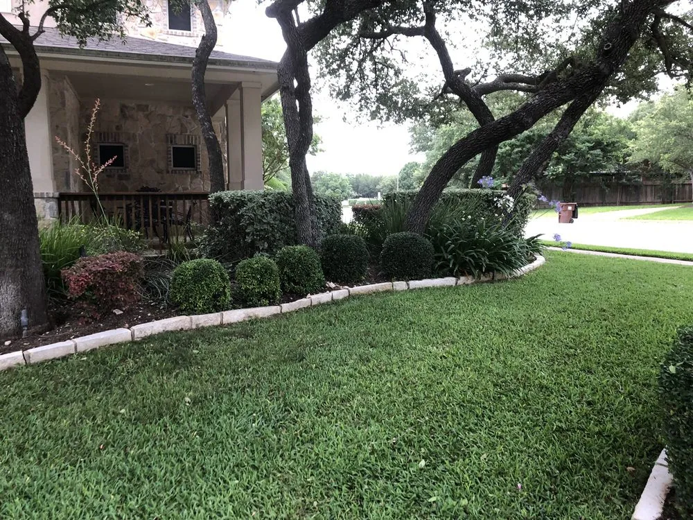 Top-rated lawn care service in Round Rock, TX - Cutting Edge Lawn Care
