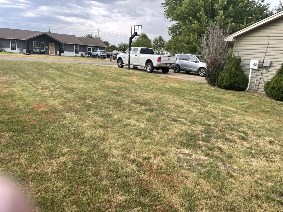 Trusted yard maintenance in Bixby, OK - Cutting Edge Lawn Service