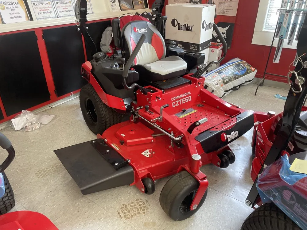 Affordable outdoor landscaping in Dyer, TN - Cutting edge lawn service