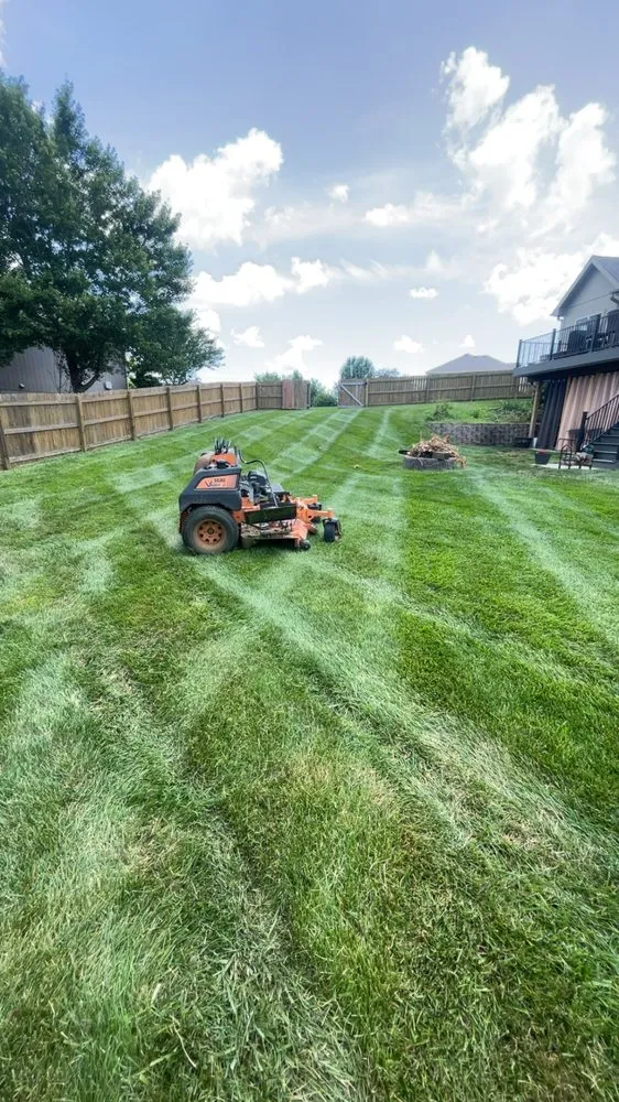 Professional lawn care service experts serving Smithville, MO - Cutting Edge Lawn Solutions
