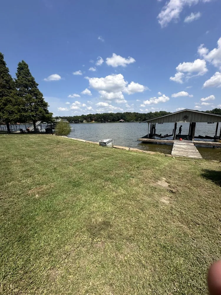 Trusted yard maintenance in Arlington, TX by Cutting Edge Lawncare Service