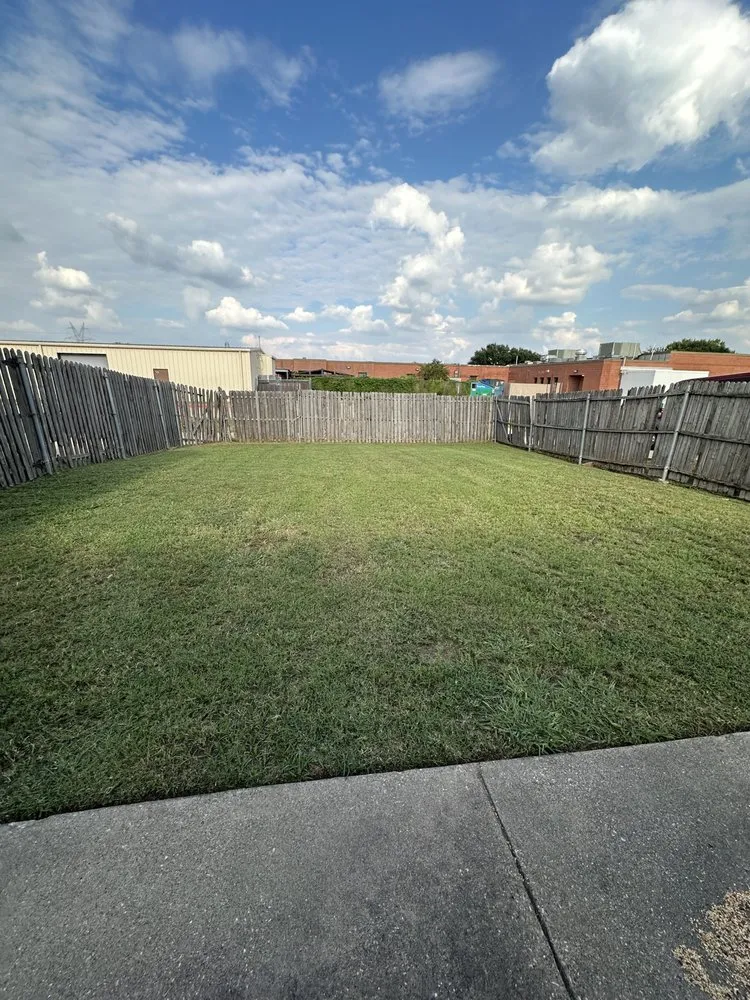 Reliable garden landscaping experts serving Arlington, TX - Cutting Edge Lawncare Service