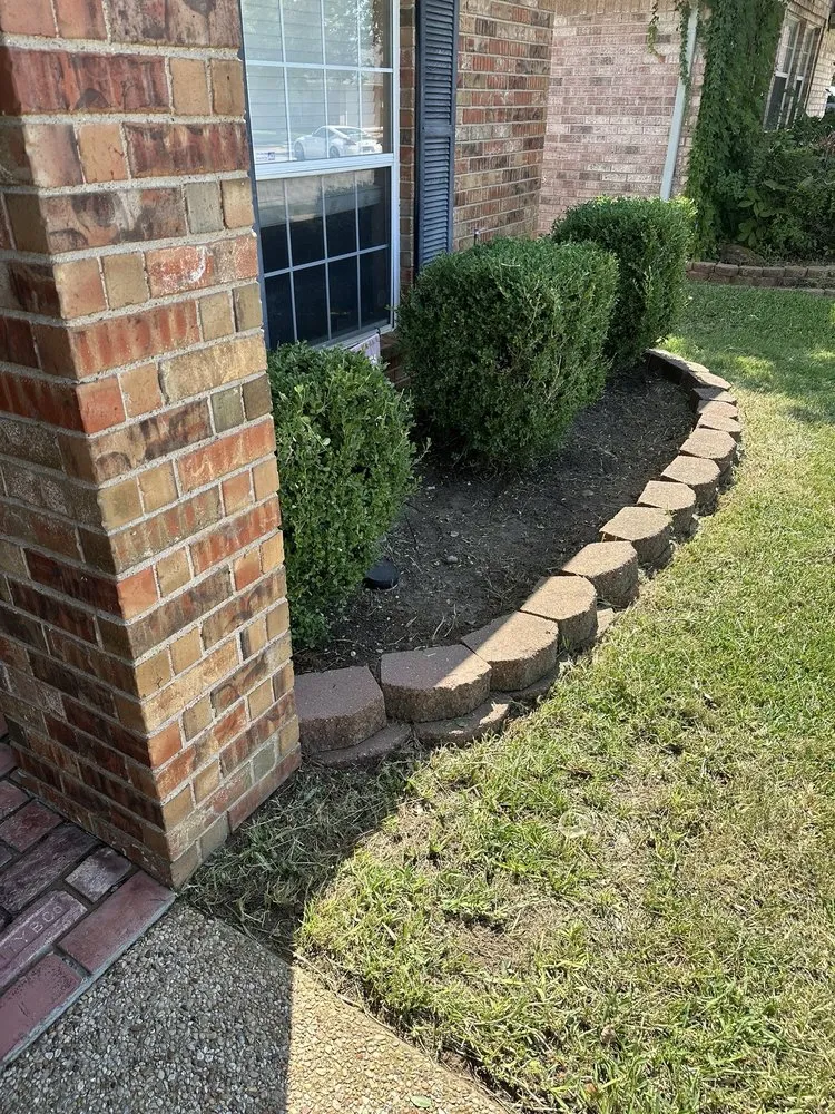 Reliable residential landscaping experts serving Arlington, TX - Cutting Edge Lawncare Service