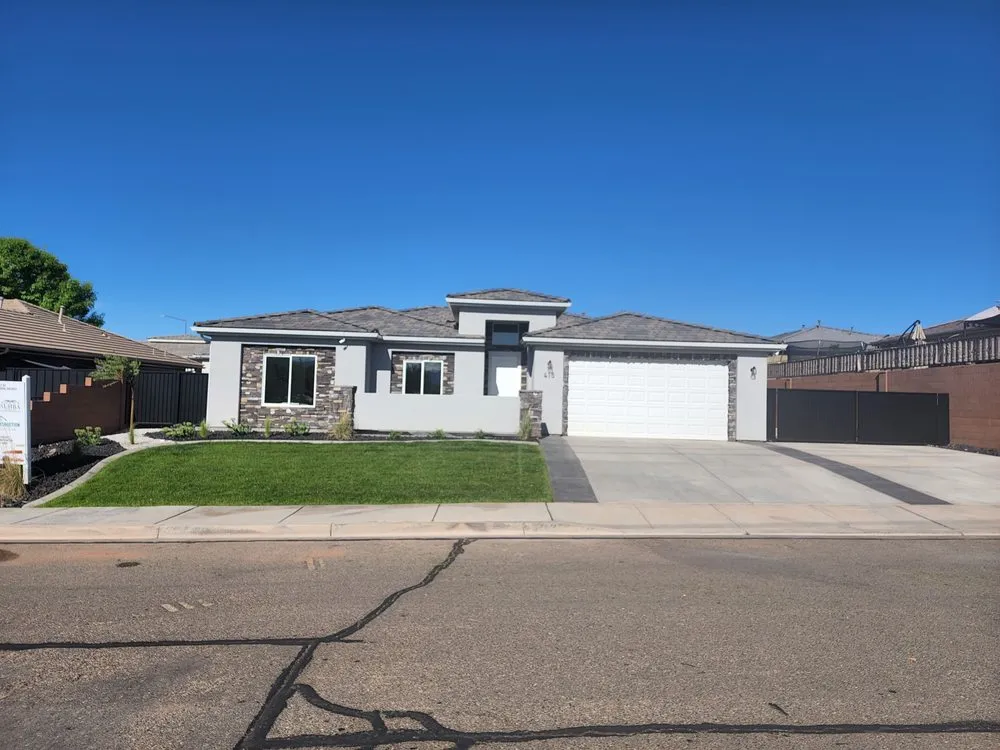 Custom yard maintenance near you in Washington, UT by Cutting Edge Lawncare