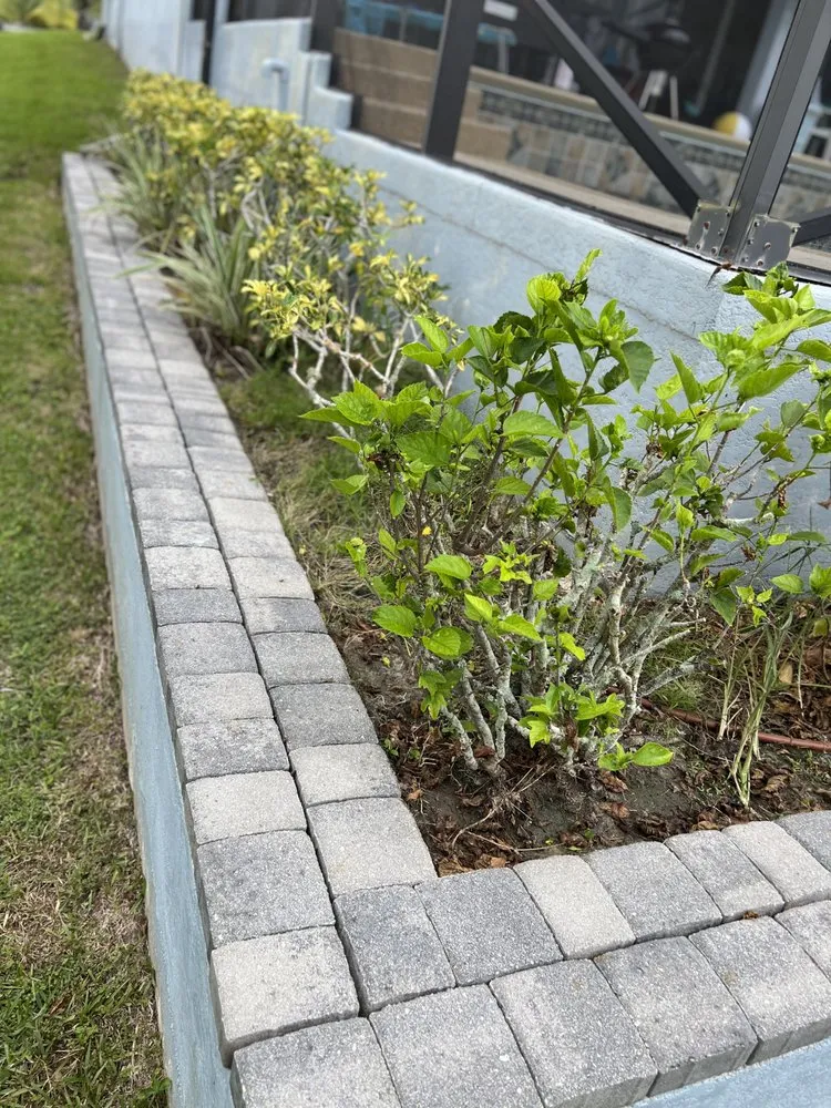 Reliable residential landscaping in Port St. Lucie, FL by Cutting Edge Lcs