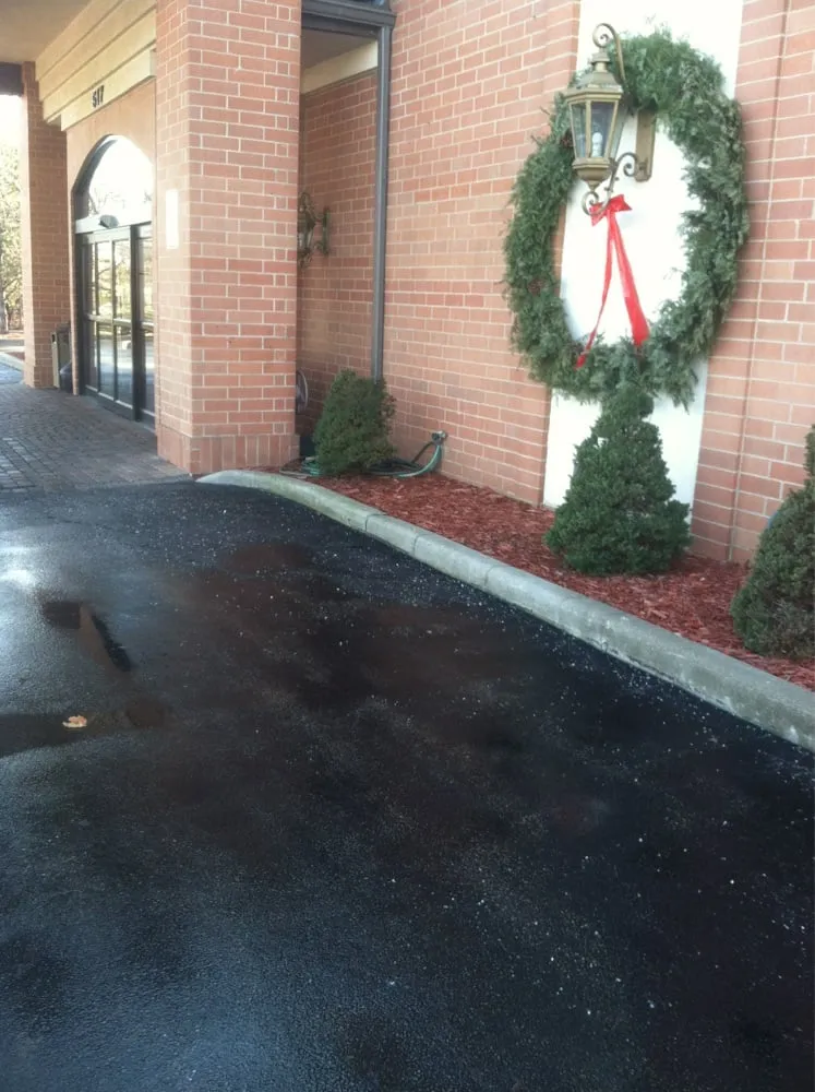 Reliable landscape installation experts serving Spring Grove, IL - Cutting Edge Maintenance Ent. ltd.