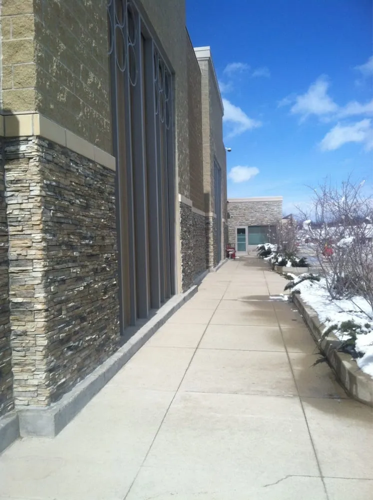 Affordable yard maintenance near you in Spring Grove, IL by Cutting Edge Maintenance Ent. ltd.