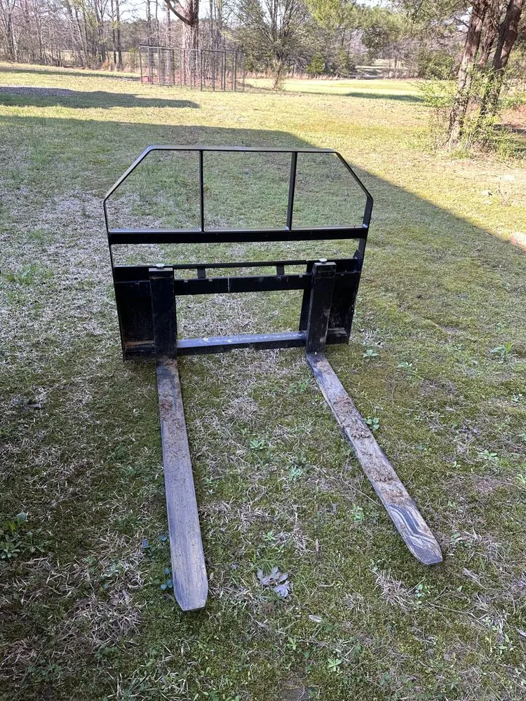 Professional landscaping services in Guntown, MS - Cutting Edge Property Service