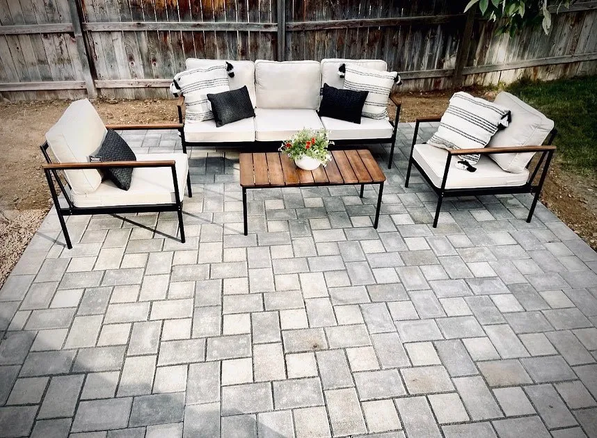 Professional garden landscaping in Castle Rock, CO by Cutting EDGE Pros