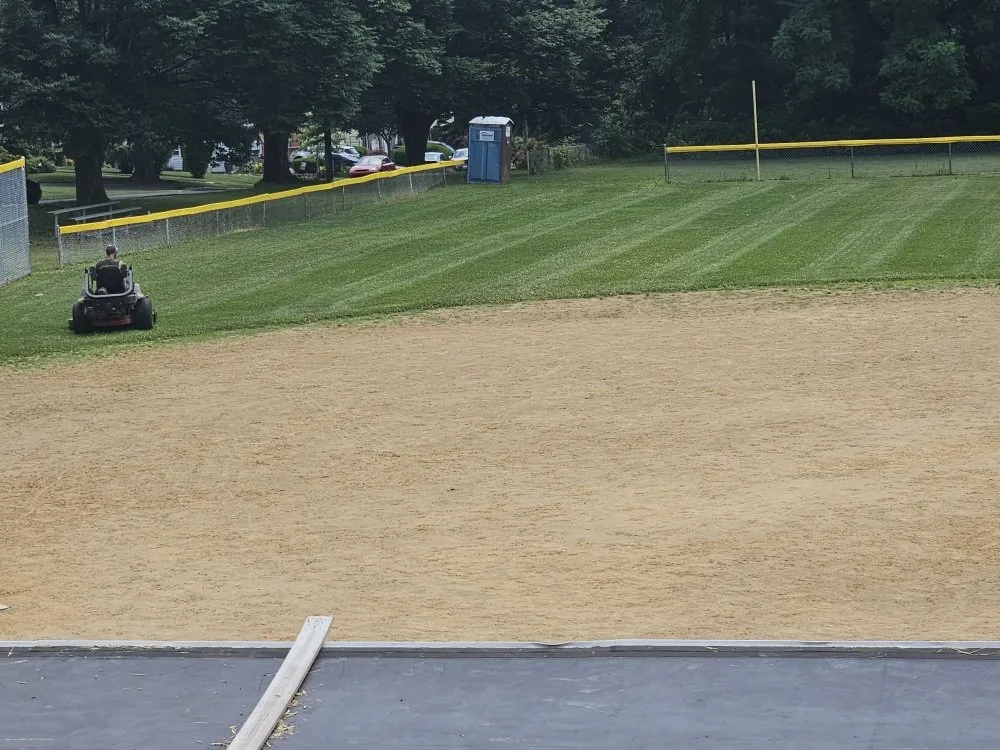 Trusted yard maintenance experts serving Nazareth, PA - Cutting Edge Worx