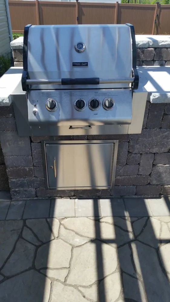 Professional garden landscaping in Bismarck, ND by Cutting Edge Yard Art