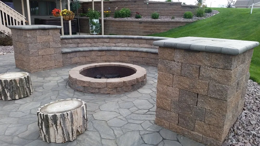 Reliable landscape design for year-round maintenance in Bismarck, ND by Cutting Edge Yard Art