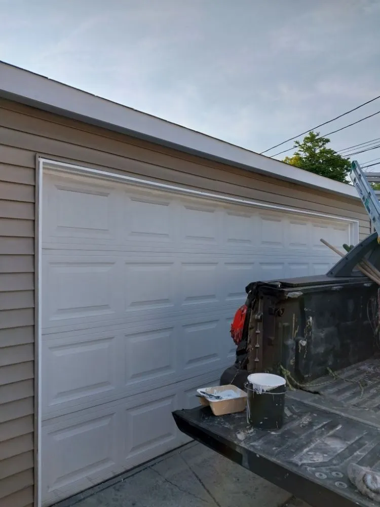 Trusted yard cleanup service in Chicago, IL - Cutting Edgg Lawncare Services