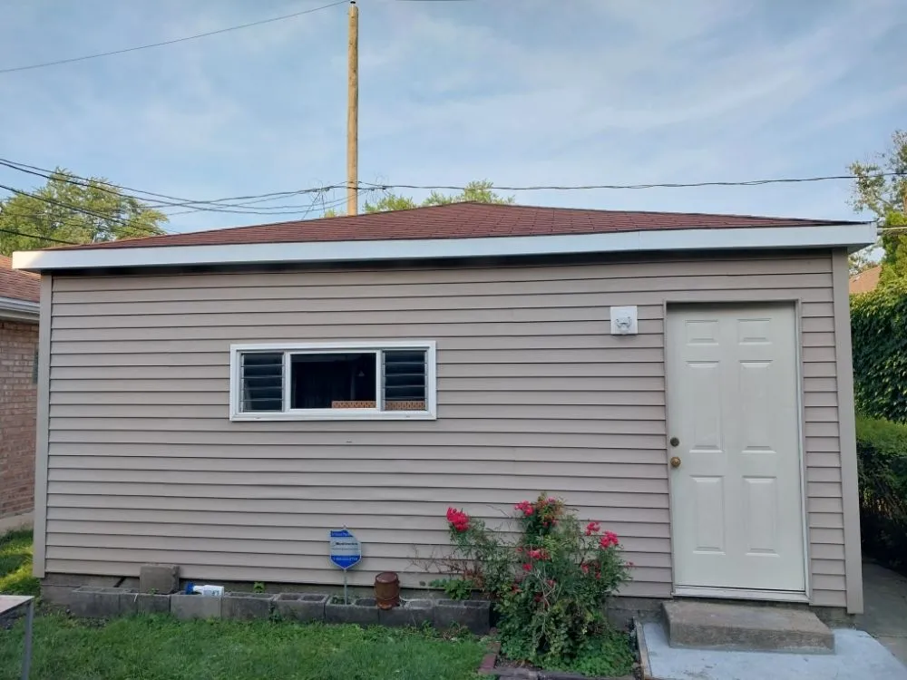 Local yard cleanup service in Chicago, IL by Cutting Edgg Lawncare Services