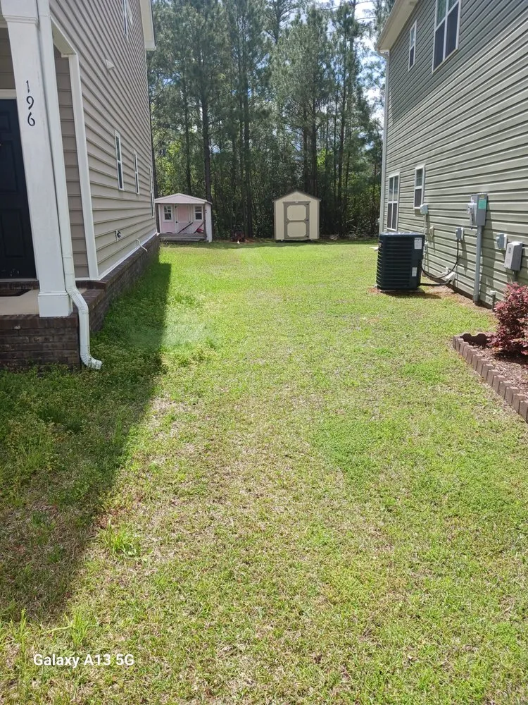 Local residential landscaping for residential properties across Conway, SC - Cutting Grass and Cutting Prices