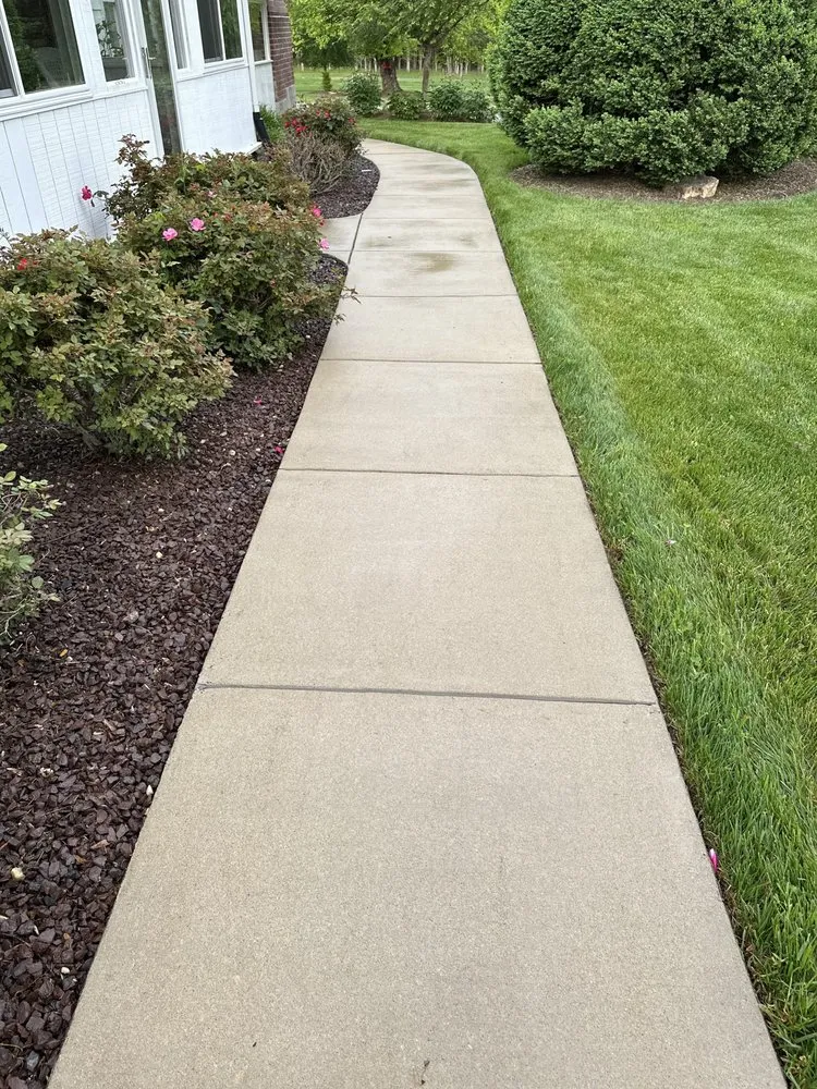 Affordable garden landscaping for year-round maintenance across Regency, VA - Cutting Grass Pro