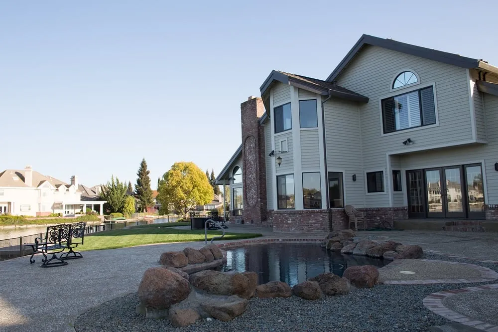 Professional landscape design experts serving Sacramento, CA - CuttingEdge Landscape & Tree Inc.