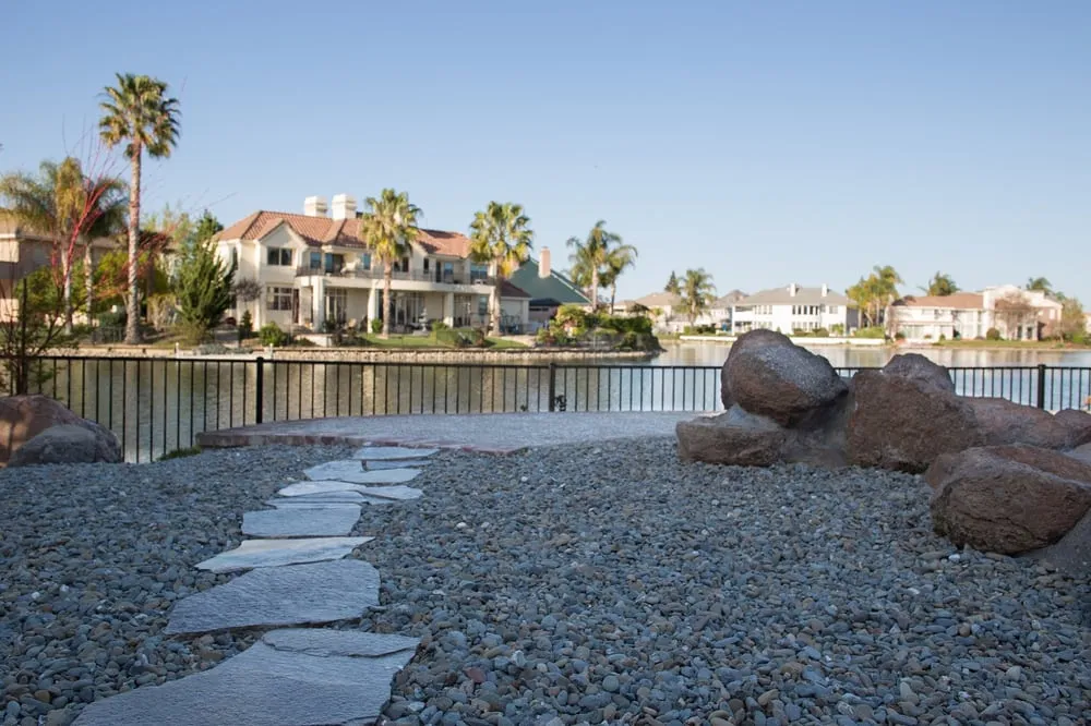 Top-rated garden landscaping in Sacramento, CA by CuttingEdge Landscape & Tree Inc.