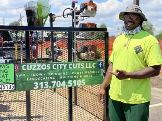 Cuzzos City Cuts Logo