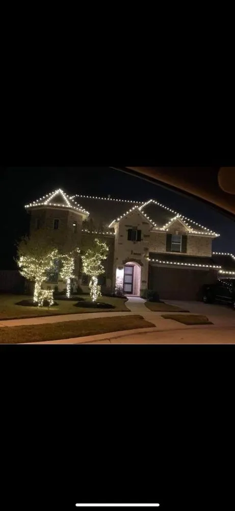 Reliable outdoor landscaping for year-round maintenance in Rosenberg, TX by CV Landscaping & General Service