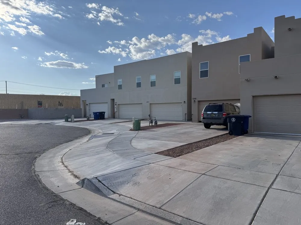 Custom outdoor landscaping in Bernalillo, NM - C&V Landscaping