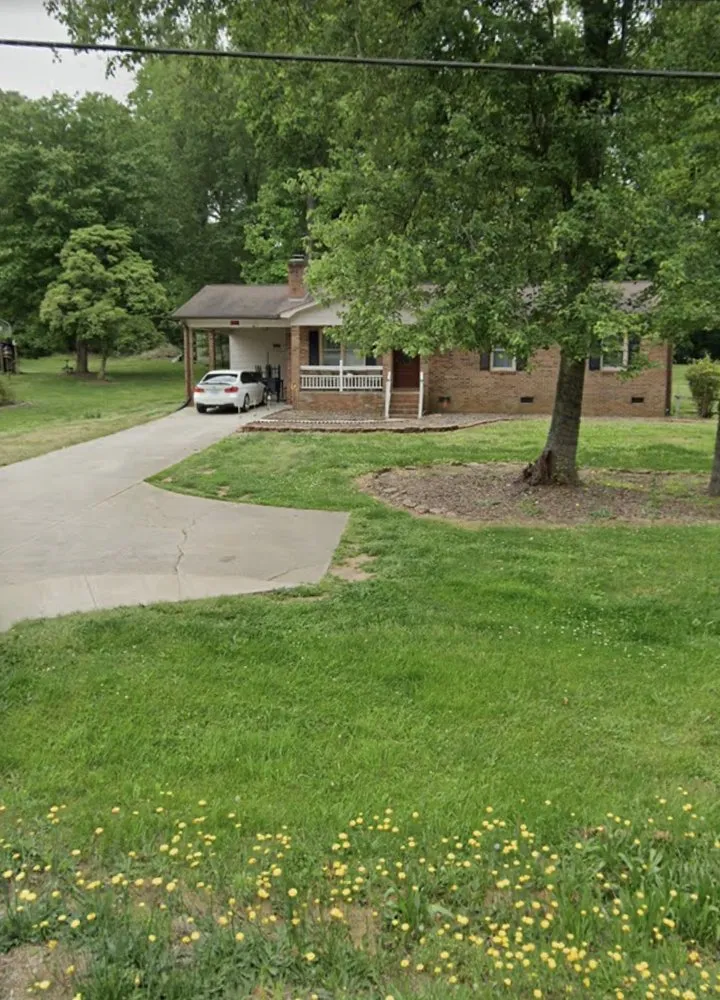 Reliable lawn mowing service in Lincolnton, NC by CV Lawn Care