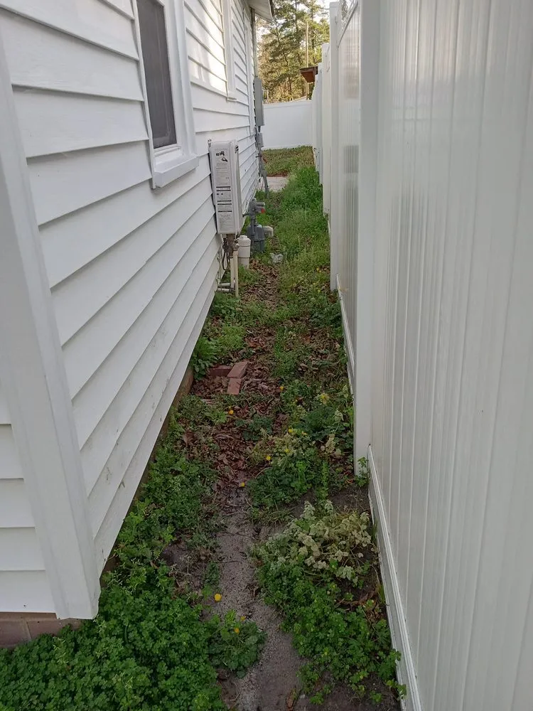 Affordable yard maintenance experts serving Washington, NC - C&W landscaping