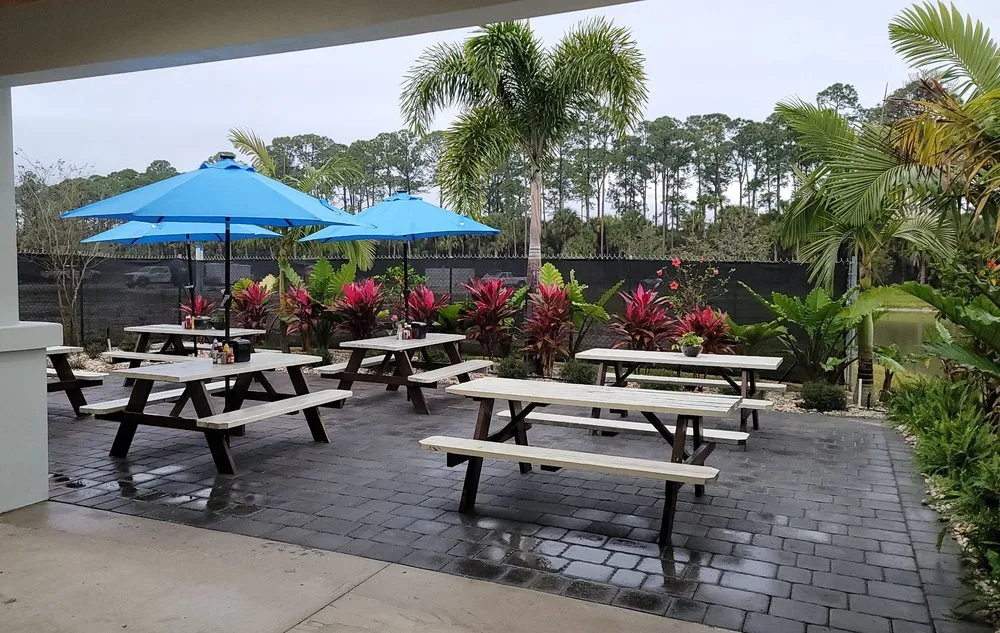 Top-rated landscaping services experts serving Vero Beach, FL - CW Willis Landscaping & Garden Center