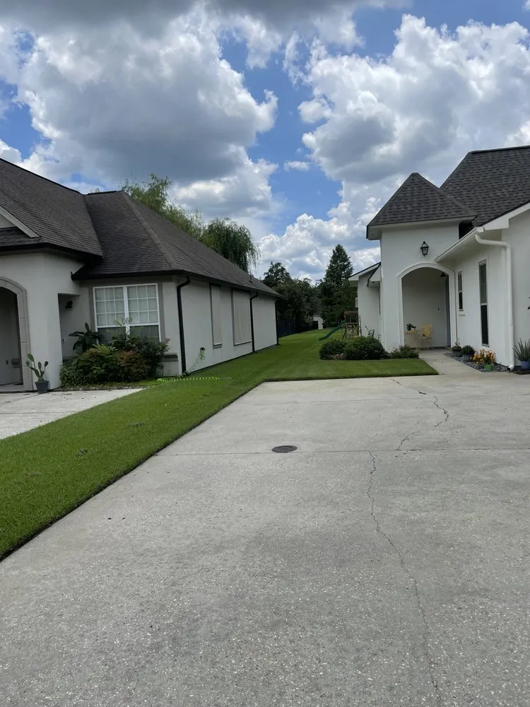 Custom garden landscaping experts serving Baton Rouge, LA - CWF Investments