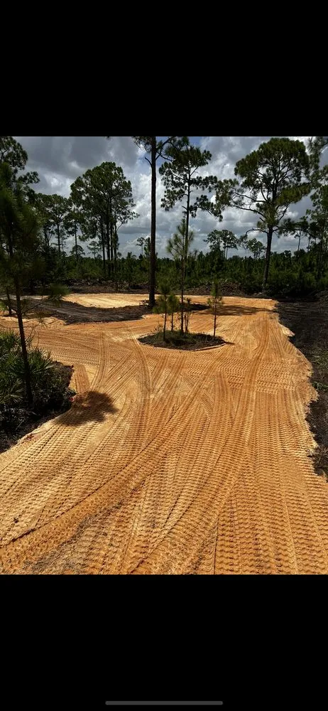 Custom lawn care service in Lake Placid, FL by CWS Landscapes