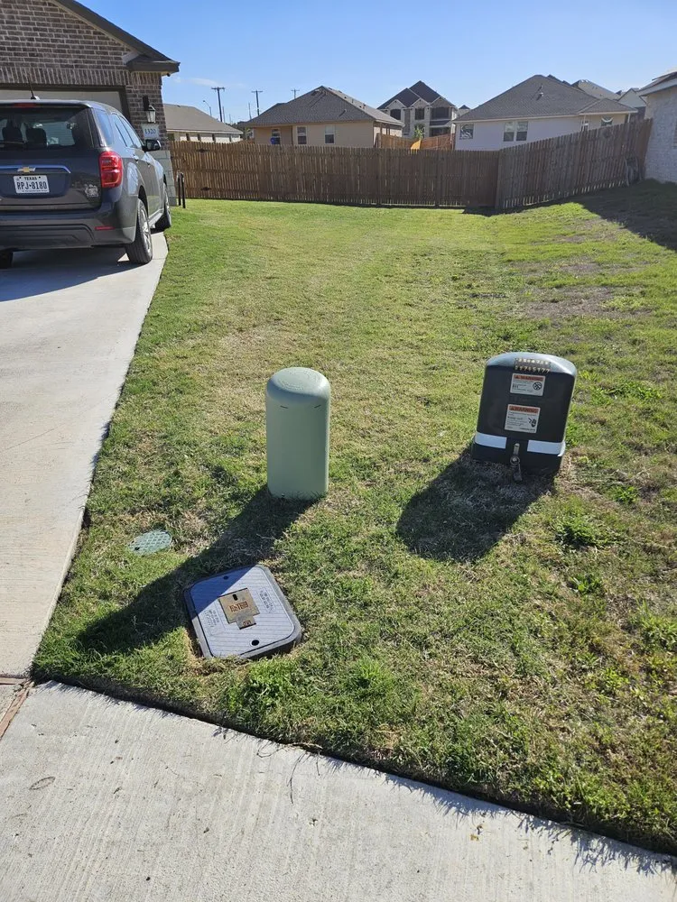Custom yard maintenance near you across Killeen, TX - Cyber Blades