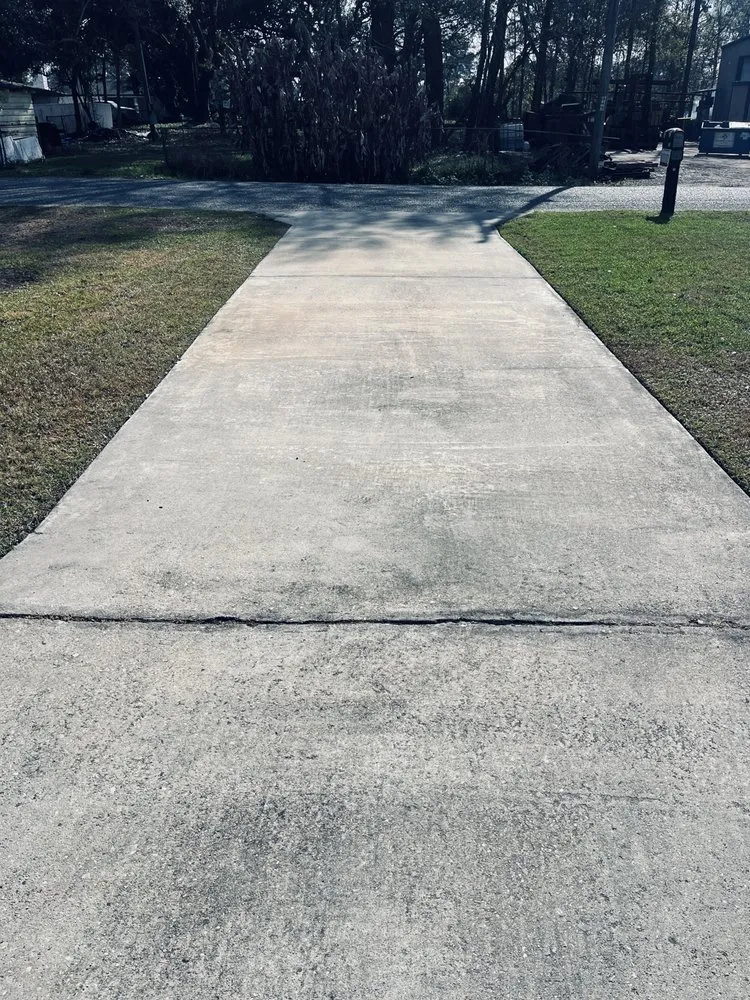 Custom residential landscaping experts serving Kaplan, LA - Cypress Edge Lawn Care