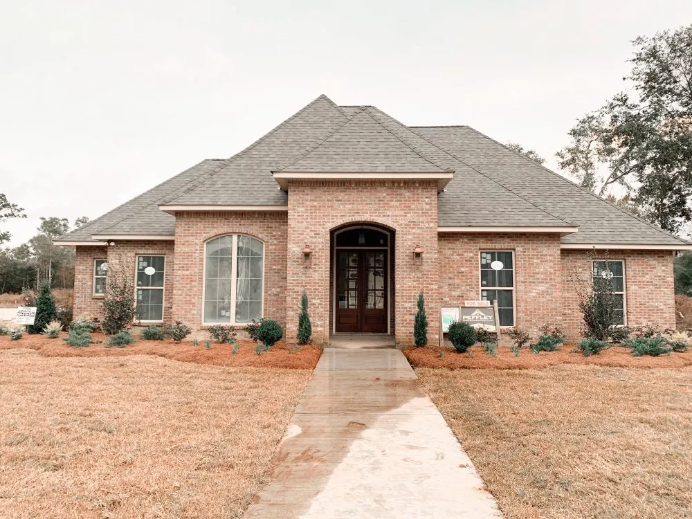 Trusted lawn mowing service for residential properties in Marrero, LA by Cypress Landscaping