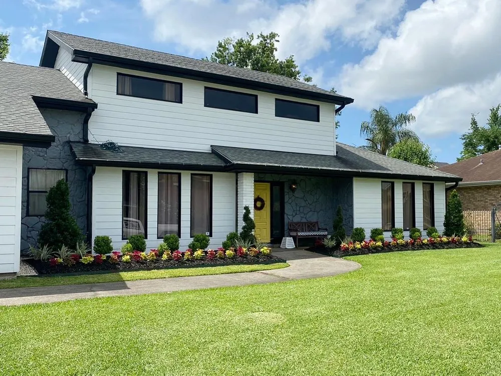 Top-rated garden landscaping for year-round maintenance in Marrero, LA by Cypress Landscaping