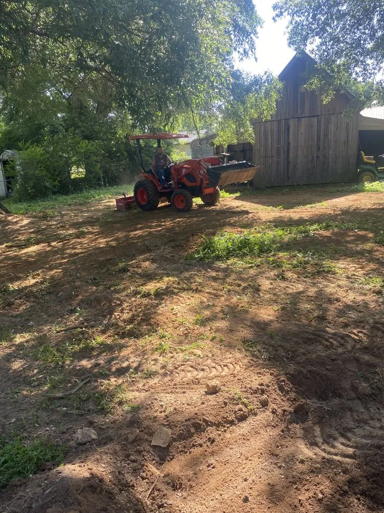 Professional yard cleanup service in Fayetteville, TN - CZ Mowing and Maintenance