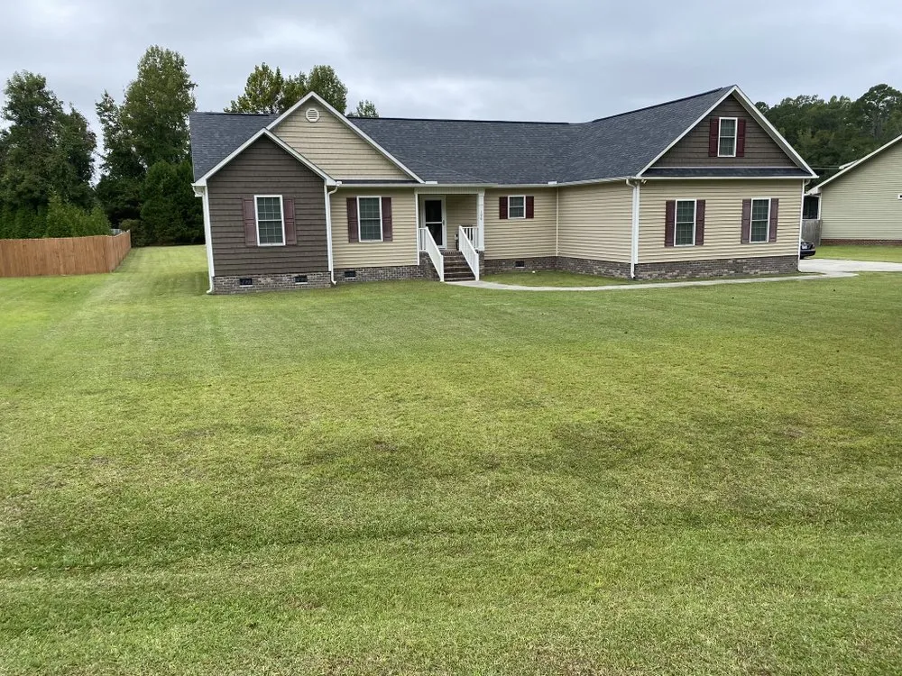 Local yard cleanup service in Cove City, NC by D & A Pressure Washing