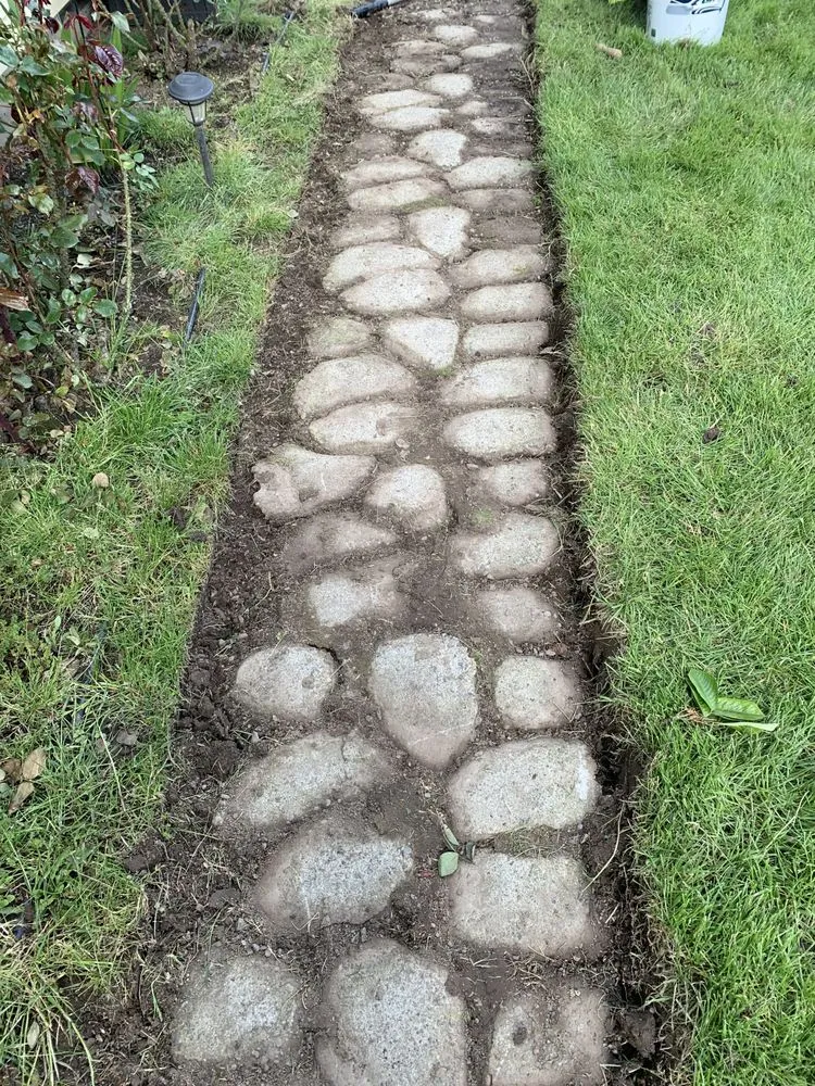 Reliable residential landscaping in Wilsonville, OR by D & A Services