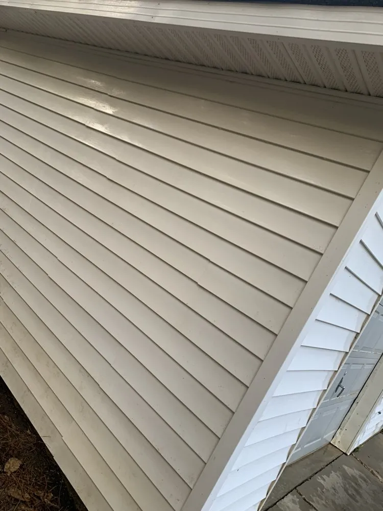 Custom residential landscaping in Demopolis, AL by D & B Lawn Care