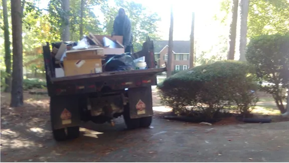 Top-rated yard cleanup service for residential properties in Stockbridge, GA by D & D Contracting