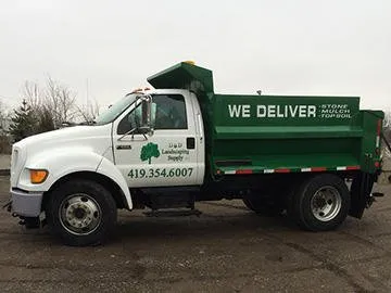 Expert residential landscaping in Portage, OH - D & D Landscaping Supply