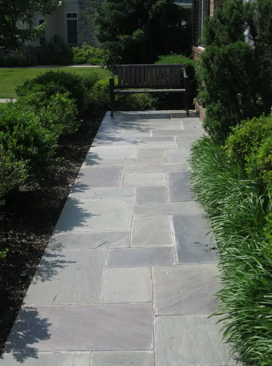 Local landscaping services experts serving Leesburg, VA - D & D Lawn Service