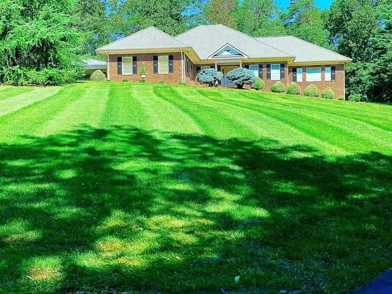 Expert landscaping services near you in Ruckersville, VA by D & D Lawncare