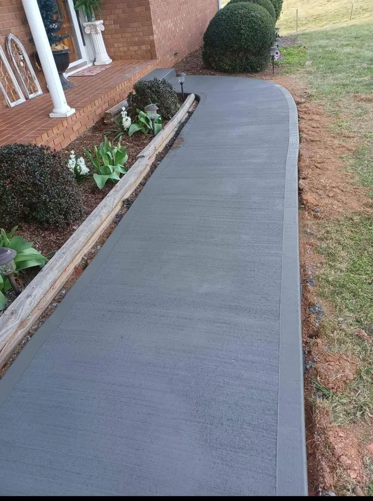 Trusted yard cleanup service in Marion, NC - D & D's Hardscaping