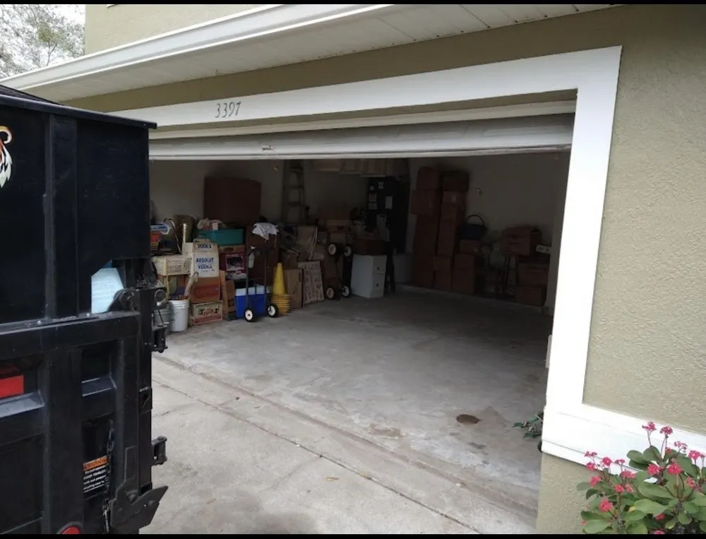 Local yard maintenance in Chester, PA - D & E Clean Outs & Junk Removal