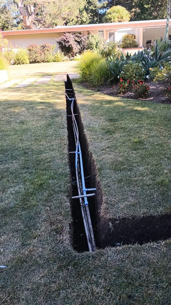 Reliable yard maintenance experts serving East Palo Alto, CA - D & E Gardening and General Maintenance